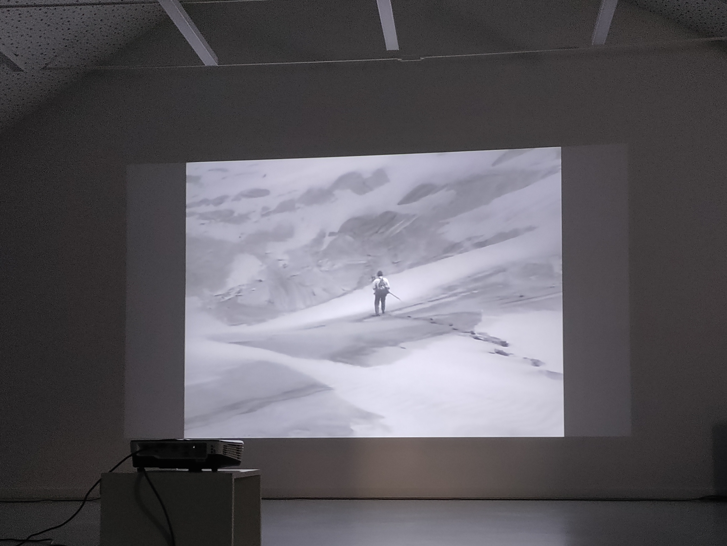 movie night: 'Woman in the Dunes' by Hiroshi Teshigahara